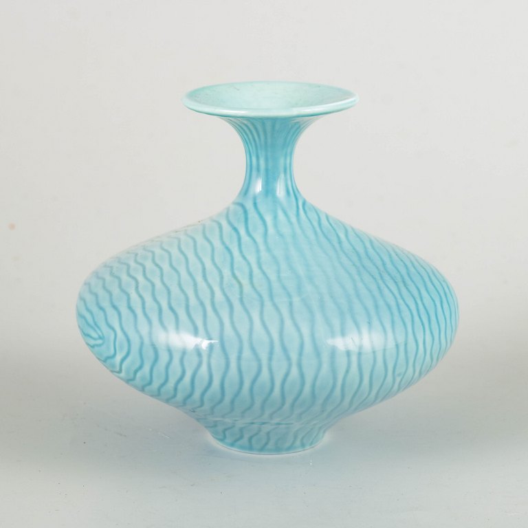 Gunnar Nylund for Rörstrand
Vase, mid-20th century.