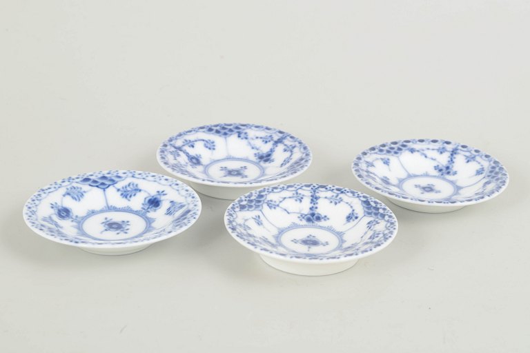 Royal CopenhagenBlue Fluted Half Lace caviar dishes, set of 4, circa 1900.