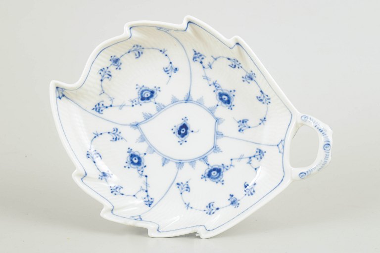 Royal Copenhagen Blue Fluted Plain dish with handle, 1966.