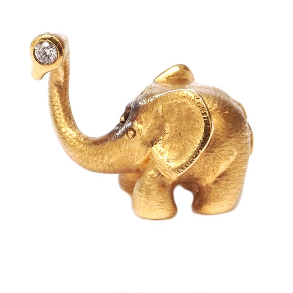 Ole Lynggard, Copenhagen, 14kt gold elephant clasp with 0,05ct diamond. L: 25mm