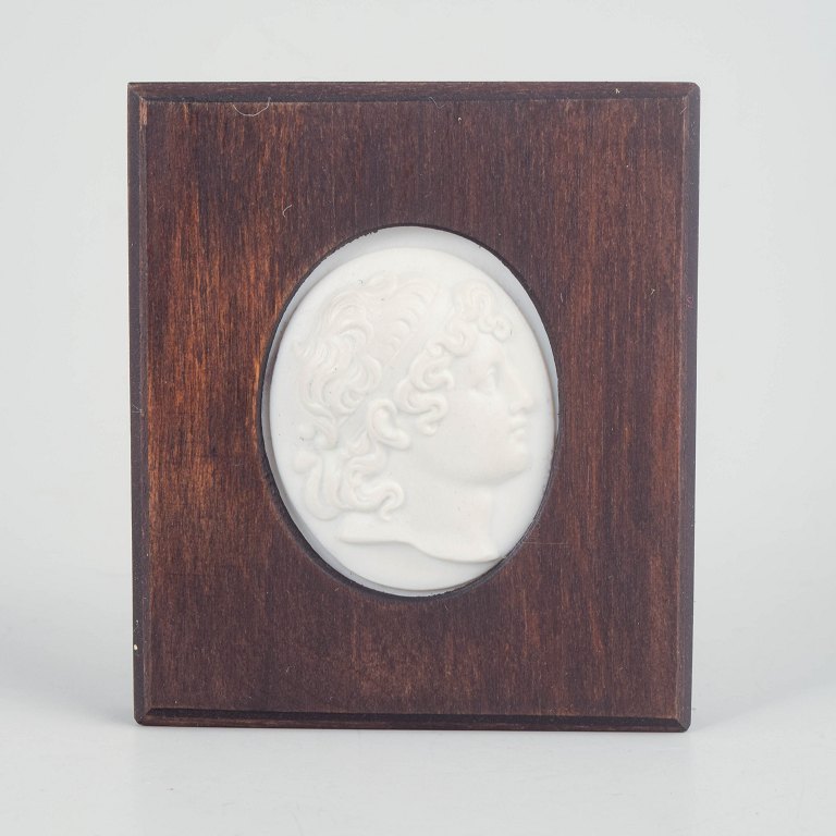 MeissenBiscuit plaque, c. 1970s.