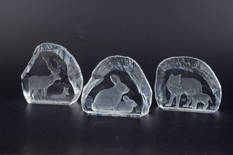 Paul Isling for Svenskt Glas, WWF art glass objects, set of 3.