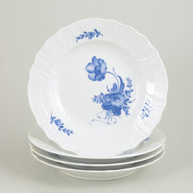 Royal Copenhagen Blue Flower Curved, set of four dinner plates.