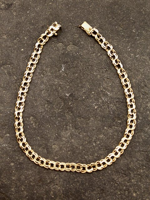 8 carat gold bismarck bracelet