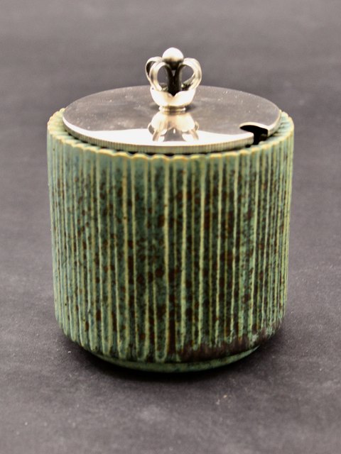 Arne Bang  jar with lid in fluted stoneware
