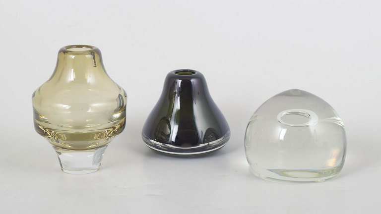 Bengt Orup for Johansfors, set of three art glass objects.