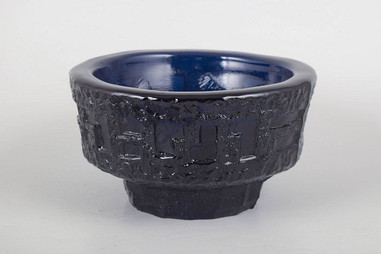 Göte Augustsson for Ruda Glasbruk, large art glass bowl.