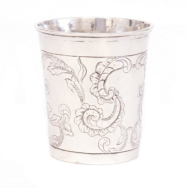 Silver beaker by Jørgen Friis, Randers, 1773-90. H: 8,3cm