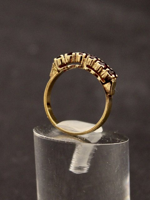 Gold-plated sterling silver ring with garnets