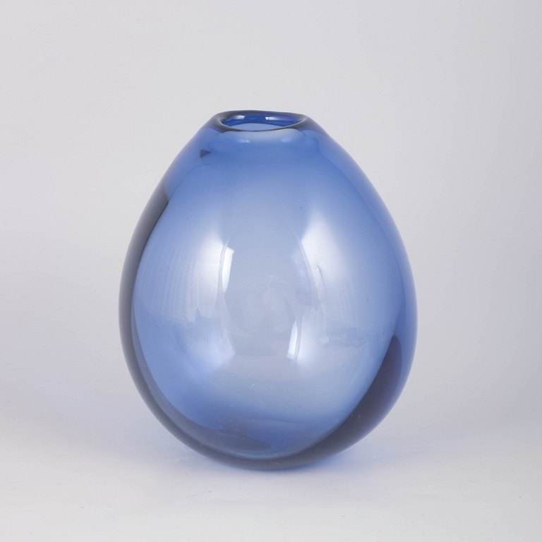 Per Lütken for Holmegaard, large "Drop" art glass vase.