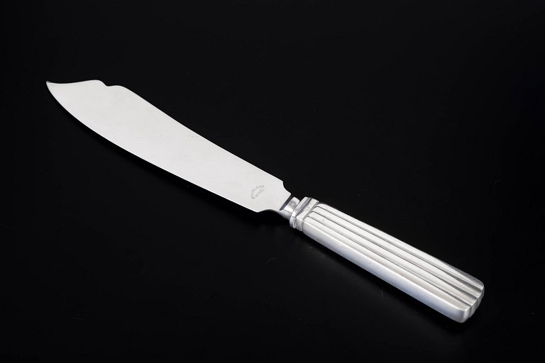 Georg Jensen Bernadotte, cake knife.